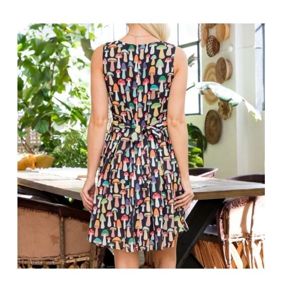 L.A Soul Multicolor Mushroom Print Sleeveless Mini Dress Size 2XL Tie Waist - Picture 6 of 8